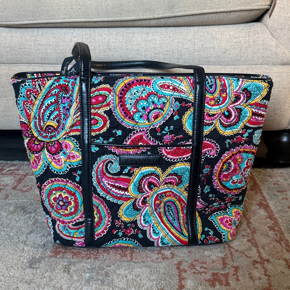 Vera Bradley Vibrant Paisley Tote Bag with Leather Trim Casual Knit Bag